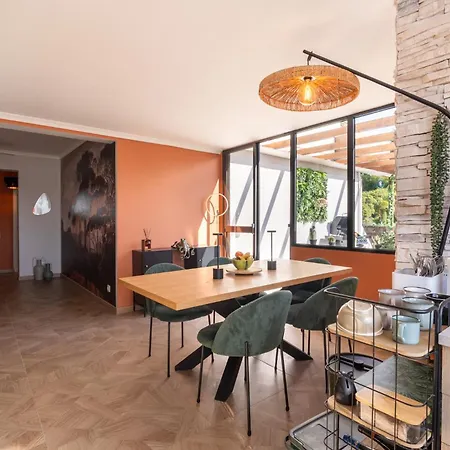 Magnolia Terrace By Amazing Madeira 푼샬