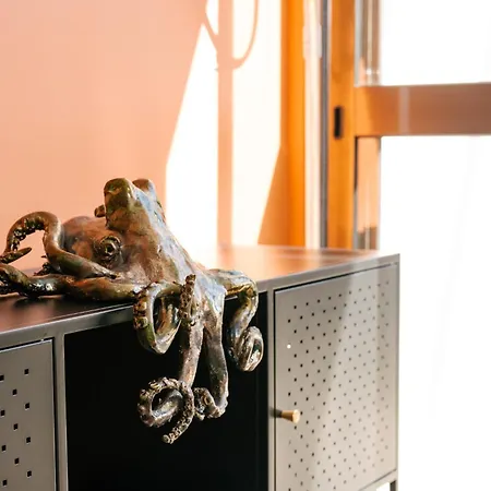 Magnolia Terrace By Amazing Madeira